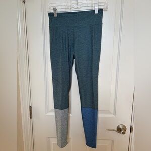 Outdoor voices Warm Up Colorblock Leggings